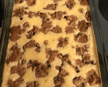 Easy Chocolate Chip Cookie Dough Cheesecake