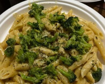 Homemade Mac Cheese  Broccoli
