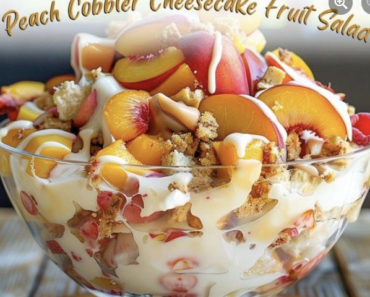 Peach Cobbler Cheesecake Fruit Salad