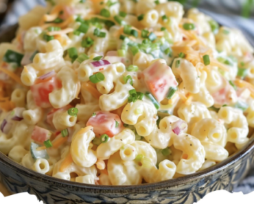 Classic Hawaiian Macaroni Salad