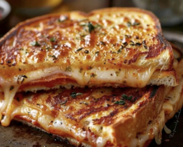 Pizza Grilled Cheese