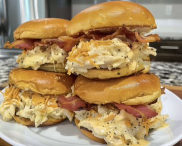 Crockpot Parmesan Garlic Chicken Sandwiches 