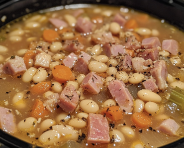 Hearty Ham and Bean Soup