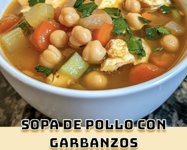 Sopa de Pollo con Garbanzos