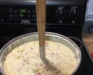 24- Loaded Potato Soup 