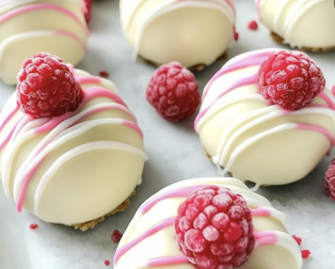 White Chocolate Raspberry Cheesecake Balls