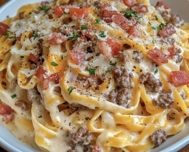 Loaded Bacon Cheeseburger Alfredo Pasta