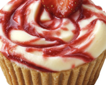 White Chocolate Strawberry Cupcakes