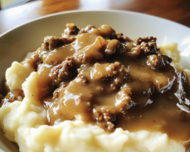 Ground Beef and Gravy over Mashed Potatoes