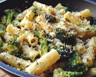 24-Skillet Ricotta Pasta with Roasted Broccoli 24-Skillet Ricotta Pasta with Roasted Broccoli