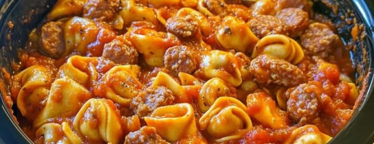 24-Crockpot Cheese Tortellini and Sausage – An Easy, Cheesy Dinner!