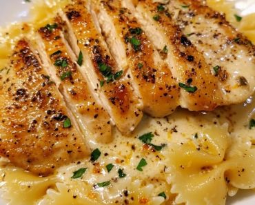 24-Lemon Garlic Chicken with Creamy Bowtie Pasta – A Comforting, Flavor-Packed Meal! 24-Lemon Garlic Chicken with Creamy Bowtie Pasta – A Comforting, Flavor-Packed Meal!
