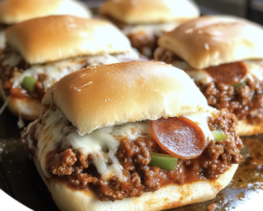 Pepperoni Pizza Sloppy Joes