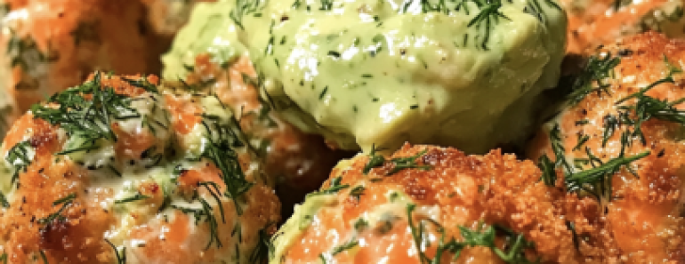 Baked Salmon Meatballs with Creamy Avocado Sauce Baked Salmon Meatballs with Creamy Avocado Sauce