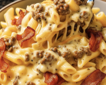 Creamy Loaded Bacon Cheeseburger Alfredo Pasta