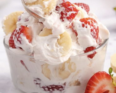 Strawberry Banana Cheesecake Salad Strawberry Banana Cheesecake Salad