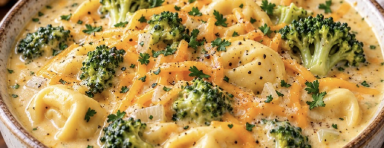 crockpot Broccoli Cheddar Tortellini Soup